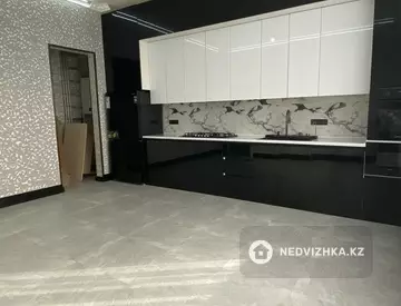 5-комнатный дом, 10 соток, 315 м²