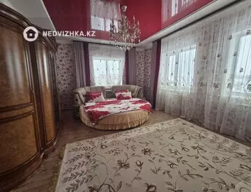 7-комнатный дом, 7 соток, 540 м²