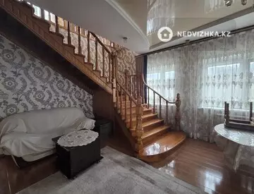 7-комнатный дом, 7 соток, 540 м²