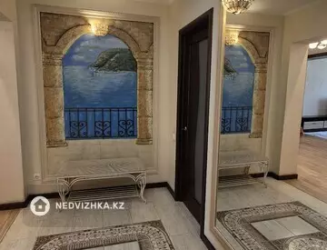 4-комнатная квартира, этаж 22 из 25, 140 м²