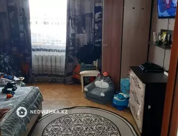 2-комнатная квартира, этаж 4 из 5, 54 м²