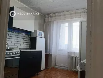 4-комнатная квартира, этаж 3 из 3, 82 м²