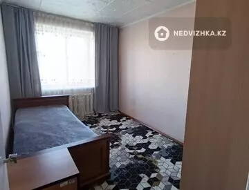 4-комнатная квартира, этаж 3 из 3, 82 м²