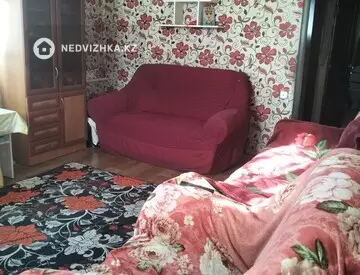 3-комнатная квартира, этаж 2 из 2, 60 м²