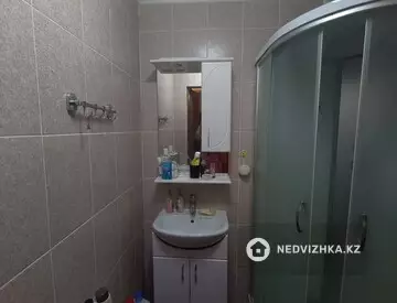 2-комнатная квартира, этаж 3 из 9, 47 м²