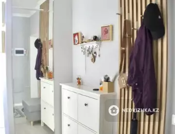 3-комнатная квартира, этаж 4 из 22, 82 м²