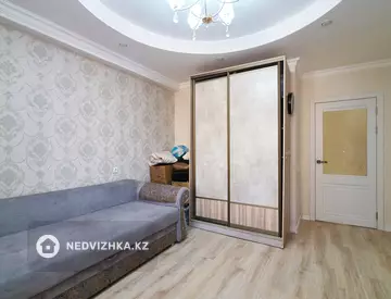 2-комнатная квартира, этаж 12 из 16, 68 м²