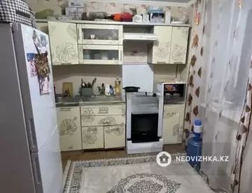 1-комнатная квартира, этаж 2 из 6, 37 м²