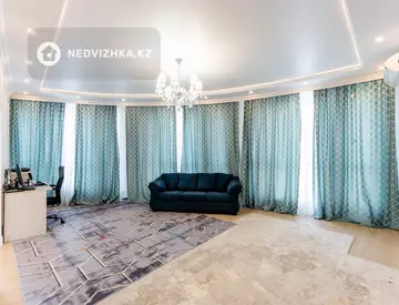 3-комнатная квартира, этаж 4 из 5, 110 м²