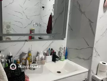 3-комнатная квартира, этаж 8 из 10, 93 м²