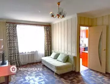 1-комнатная квартира, этаж 2 из 4, 33 м²