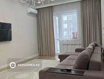 3-комнатная квартира, этаж 6 из 9, 100 м², На длительный срок