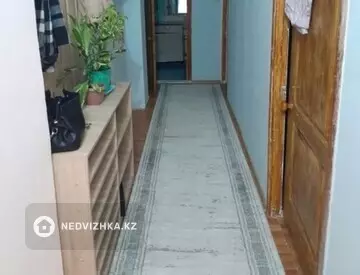 2-комнатная квартира, этаж 1 из 5, 52 м²