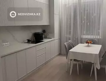 2-комнатная квартира, этаж 5 из 9, 70 м², На длительный срок