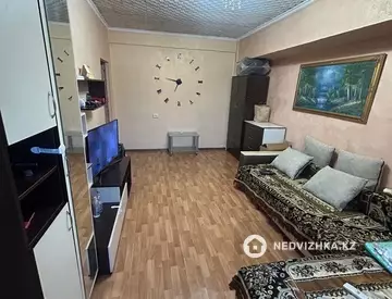 2-комнатная квартира, этаж 9 из 9, 49 м²