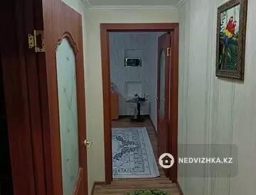 2-комнатная квартира, этаж 3 из 4, 44 м²