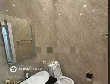 4-комнатная квартира, этаж 3 из 5, 167 м²