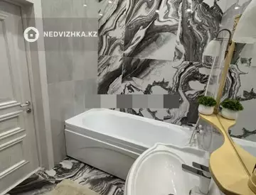 4-комнатная квартира, этаж 3 из 5, 167 м²
