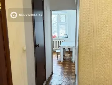 2-комнатная квартира, этаж 2 из 5, 54 м²