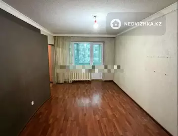 2-комнатная квартира, этаж 3 из 5, 48 м²