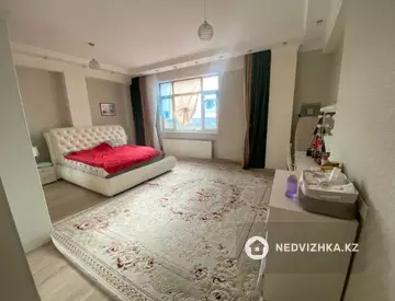 2-комнатная квартира, этаж 22 из 30, 102 м²