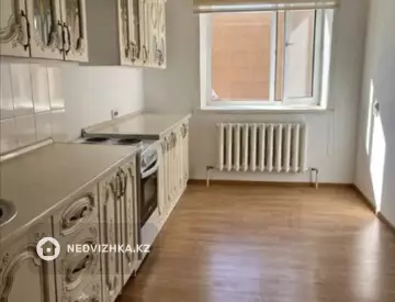 3-комнатная квартира, этаж 1 из 9, 69 м²