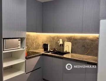 1-комнатная квартира, этаж 6 из 12, 37 м²