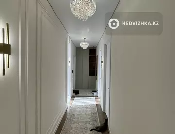 3-комнатная квартира, этаж 1 из 12, 63 м²