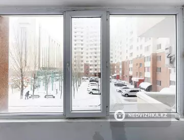 3-комнатная квартира, этаж 2 из 12, 93 м²