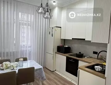 2-комнатная квартира, этаж 4 из 9, 60 м²