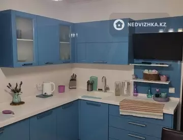 3-комнатная квартира, этаж 2 из 13, 90 м²