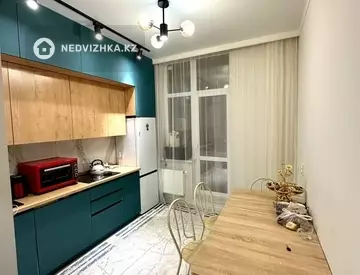 1-комнатная квартира, этаж 13 из 14, 38 м²