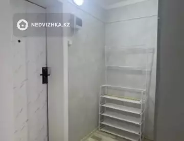 1-комнатная квартира, этаж 3 из 5, 32 м²