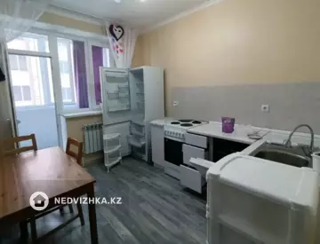 1-комнатная квартира, этаж 2 из 8, 40 м²