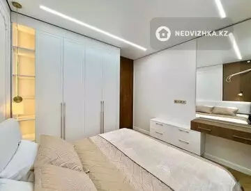 3-комнатная квартира, этаж 13 из 18, 70 м²