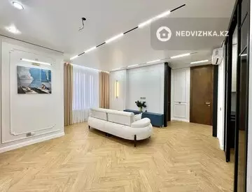 3-комнатная квартира, этаж 13 из 18, 70 м²