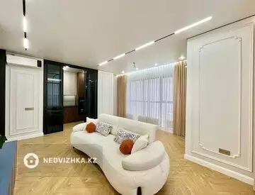3-комнатная квартира, этаж 13 из 18, 70 м²