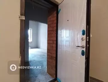 2-комнатная квартира, этаж 1 из 12, 62 м²