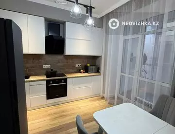2-комнатная квартира, этаж 9 из 24, 55 м²