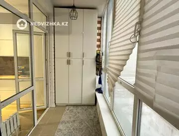 2-комнатная квартира, этаж 9 из 24, 55 м²