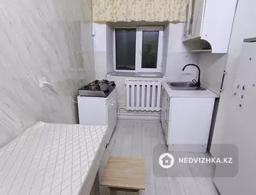 3-комнатная квартира, этаж 1 из 3, 40 м², На длительный срок
