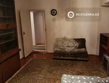 3-комнатная квартира, этаж 1 из 5, 77 м²