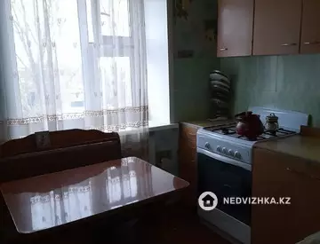 1-комнатная квартира, этаж 4 из 4, 33 м², на длительный срок