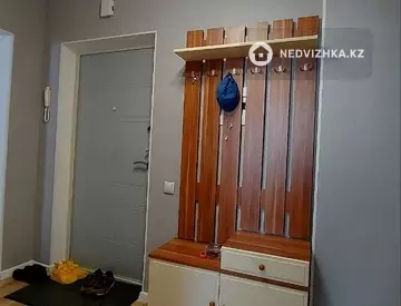 2-комнатная квартира, этаж 8 из 10, 60 м²