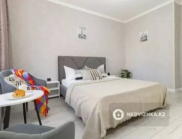 1-комнатная квартира, этаж 2 из 12, 44 м²