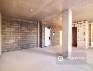 3-комнатная квартира, этаж 3 из 9, 87 м²