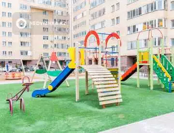 3-комнатная квартира, этаж 6 из 10, 131 м²