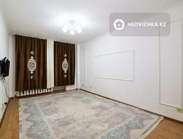 2-комнатная квартира, этаж 8 из 12, 45 м²