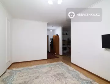 2-комнатная квартира, этаж 8 из 12, 45 м²