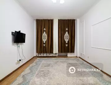 2-комнатная квартира, этаж 8 из 12, 45 м²